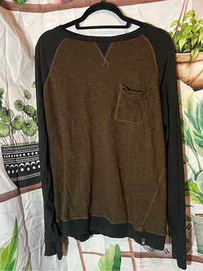 Men’s XL Element Light Weight sweater💖🙌